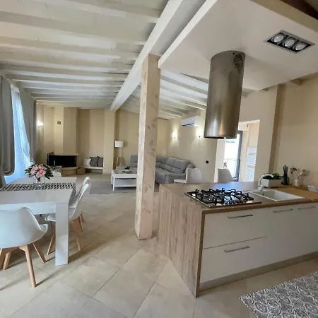 Casa Vacanze In Versilia Дом отдыха Пьетразанта