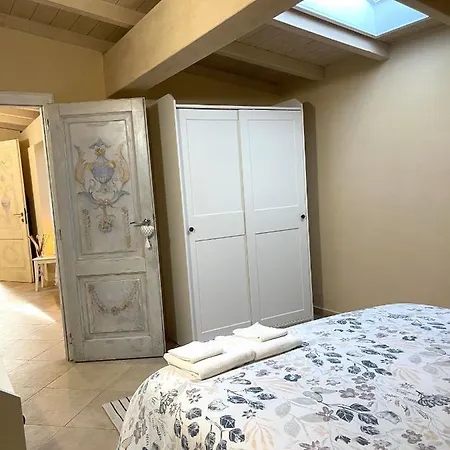 Casa Vacanze In Versilia * ピエトラサンタ